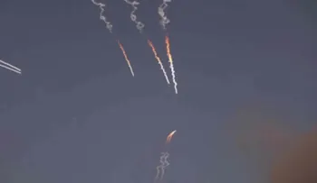 Irán ataca con drones base aérea estadounidense en Emiratos Árabes y lanza misiles contra posiciones en Jordania