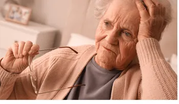 A partir de los 50 años te cobran las facturas físicas