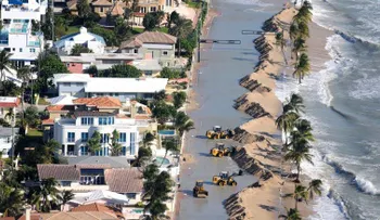 Trump niega el cambio climático, pero algún día podría ser su víctima