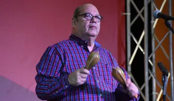 Cantautor Víctor Víctor tiene coronavirus
