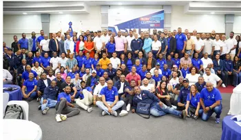 INEFI capacita a más de 300 docentes