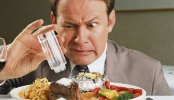 ¿Muy salado? Sigue estos simples consejos para disminuir la sal en tu dieta