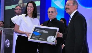 AIREN llama al Gobierno mejorar inversión de obras; Danilo encabeza acto