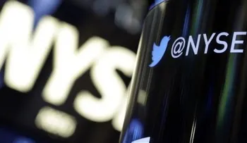 Acciones de Twitter suben brevemente por falsa nota de venta 
