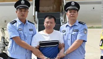 EE.UU. entrega a China a uno de los fugitivos más buscados por Beijing