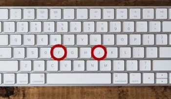Descubre porque las letras F y J del teclado tienen una marca en relieve