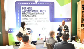 Deligne Ascención: Los más de 400 proyectos ejecuta el MOPC impactarán en el desarrollo económico y comercial de las Regiones y Provincias.