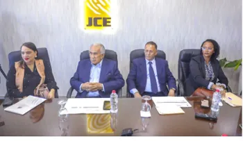 Conape y JCE facilitarán entrega nueva cédula a envejecientes