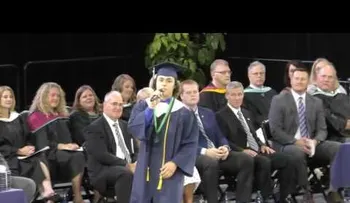 Esperaban un discurso de graduación, pero sorprendió a todos (VIDEO)