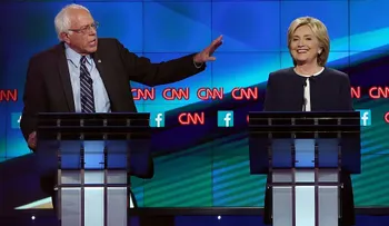 Por qué la campaña de Clinton decae y la de Sanders se dispara