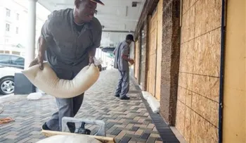 El huracán Joaquín golpea las Bahamas