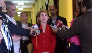 Tema reelección genera revuelo: Lucía Medina Según Constitución 2015, Danilo puede ir 
