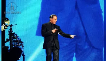 Asistentes a concierto de Luis Miguel podrían recibir 20% de bonificación tras cancelación