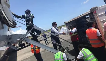  PAWA Dominicana traslada desde St. Marteen a más de 400 dominicanos afectados por huracán Irma 