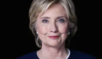 Hillary Clinton logra los delegados necesarios para ser candidata