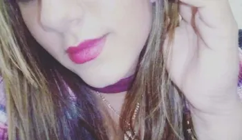 Hombre hiere de cinco balazos a su expareja Jade González, en La Vega