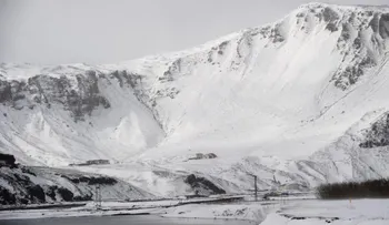 Alerta por posible erupción del volcán más grande de Islandia tras varios terremotos