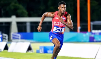 Christopher Melenciano logra récord mundial en 200 metros para sordos en Japón