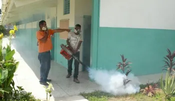 Emplean plan de fumigación en escuelas del municipio Bolívar