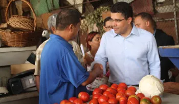 Alcalde David Collado remodelará mercado de Honduras