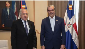Presidente Abinader recibe al secretario de la OEA, Luis Almagro