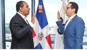 Juramentan a Edgar de Jesús Batista como director general de la Ogtic