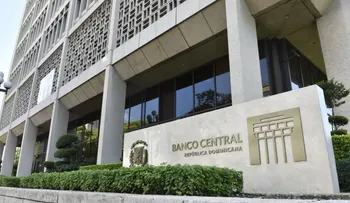 BCRD mantiene su tasa de política monetaria en 5.25 % anual