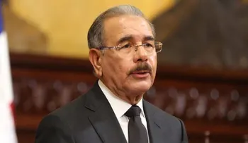 Danilo felicita a los militares en ocasión del Día de las Fuerzas Armadas