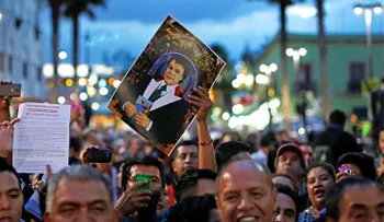 Un médico asegura que Juan Gabriel pudo haber sido envenenado