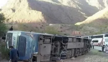 Vuelco de un autobús en Bolivia deja 5 muertos y unos 15 heridos