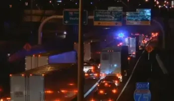 Acusan de asesinato a niños que arrojaron el saco de arena que mató a un hombre en una autopista