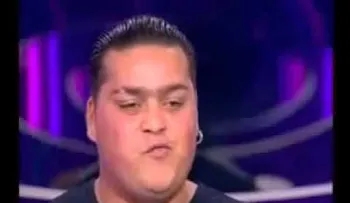 El hombre que hace sonidos con la boca