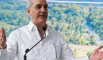 Abinader reta a opositores a comparar 20 años de gobiernos anteriores con sus 6 años de gestión