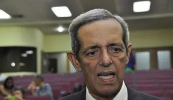 Muere Hatuey Decamps, tras una larga lucha contra el cáncer