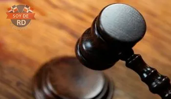 30 años de cárcel para hombre degolló una taxista en Santiago