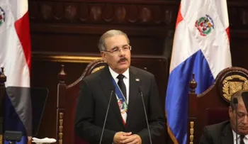 La revolución en el transporte pùblico se aplicará muy pronto, proclama Danilo Medina