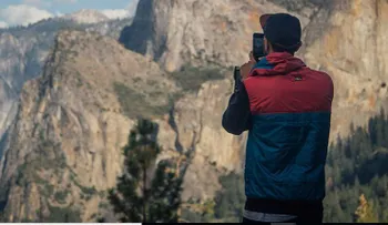 Toma una "foto perfecta", pero lo descubre al revisar la imagen