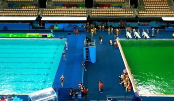 Las algas fueron las responsables de volver verde la piscina olímpica
