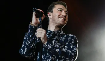 ¿La canción de Sam Smith para James Bond se parece a 'Earth Song' de Michael Jackson?