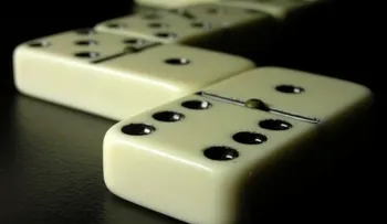 Hombre mata a otro en riña por juego de dominó