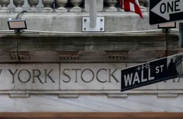 Wall Street cierra con pérdidas por alza del petróleo y salto de los rendimientos del Tesoro