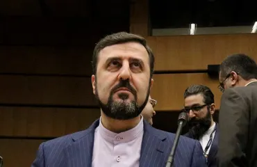 Irán advierte que atacará intereses de EE.UU. si Trump mantiene las sanciones económicas