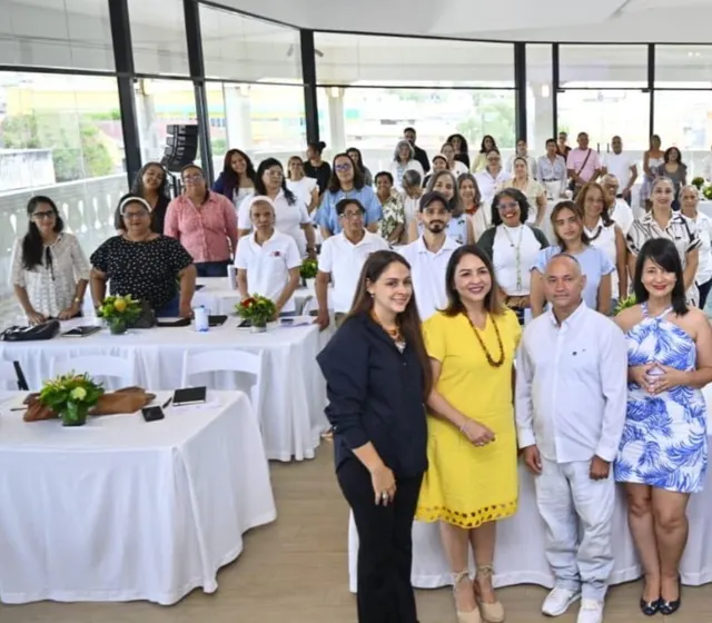 Banreservas impulsa la artesanía con congreso en Santiago