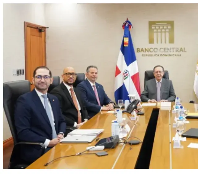 Valdez Albizu proyecta crecimiento económico de 4.5 %, uno de los más altos de América Latina