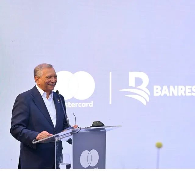 Banreservas lanza junto a Mastercard nueva tarjeta comercial para el sector empresarial