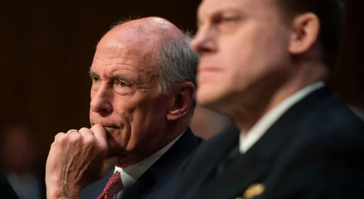Jefes de inteligencia dicen que Trump les sugirió desmentir la colusión con los rusos