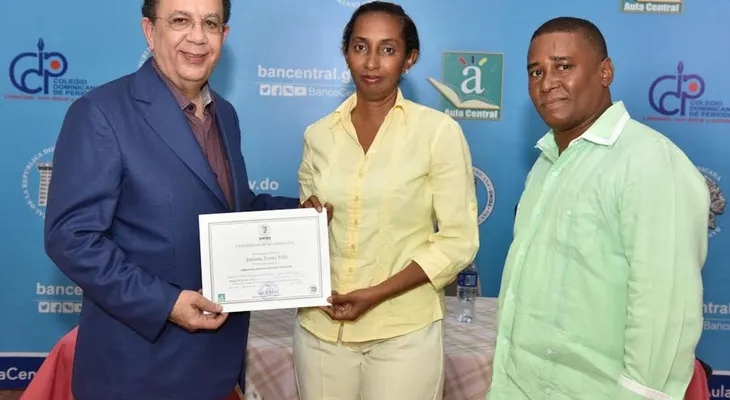 Banco Central concluye exitosamente 8vo. diplomado de economía para periodistas