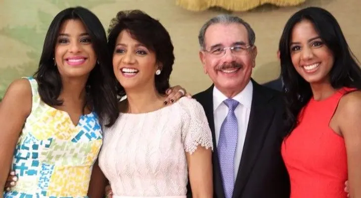 Párroco dce familia presidencial testimonia valores de sencillez, unidad y servicio