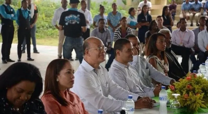 José García invitado de honor Feria Tecnológica politécnico Aragón de Los Guaricanos