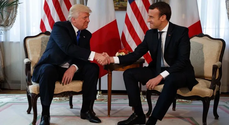 Descifrando el lenguaje corporal de Donald Trump